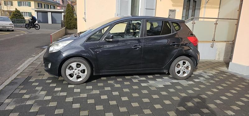 Gebraucht Kia Venga 125 PS (91 kW) 2010 Kleinwagen