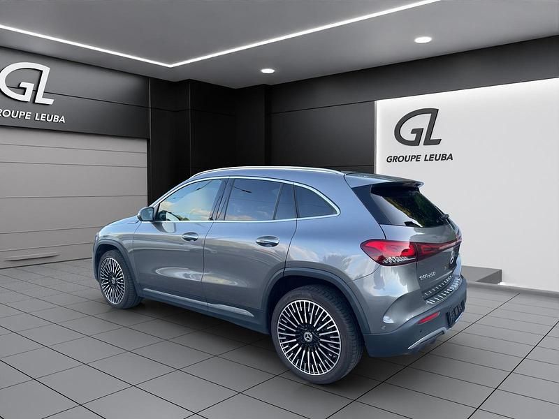 Gebraucht Mercedes EQA250 AMG line 140 kW (191 PS) 2021 Grau SUV