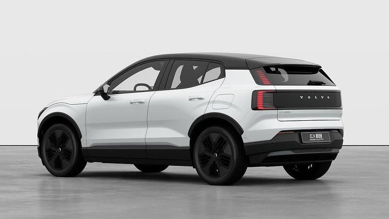 Neu Volvo EX30 CC Performance 314 kW (428 PS) 2025 Weiss SUV