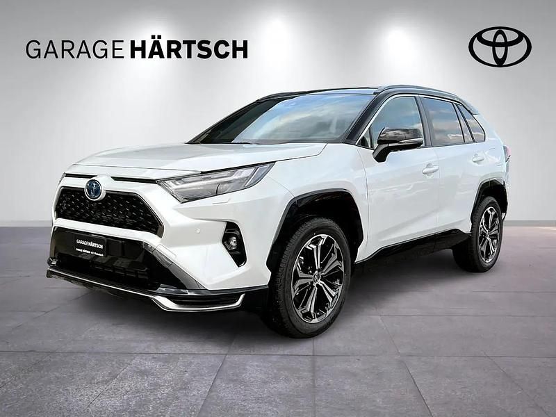 Schwarz Neu 2025 Toyota RAV4 Hybrid Platinum SUV | CHF 65’760 (Teuer) - Bild 1/4
