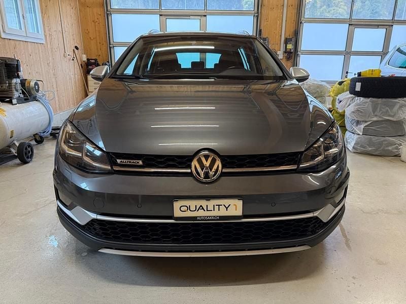 Gebraucht VW Golf Alltrack 184 PS (135 kW) 2017 Kombi