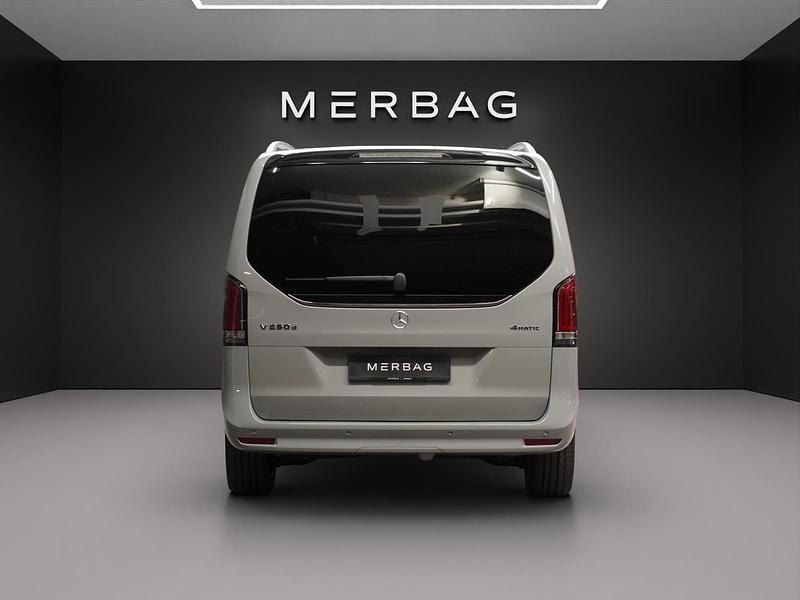 Neu Mercedes V250 190 PS (139 kW) 2026 Grau Van / Kleinbus