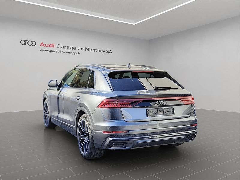 Gebraucht Audi Q8 Black Edition 231 PS (169 kW) 2023 SUV