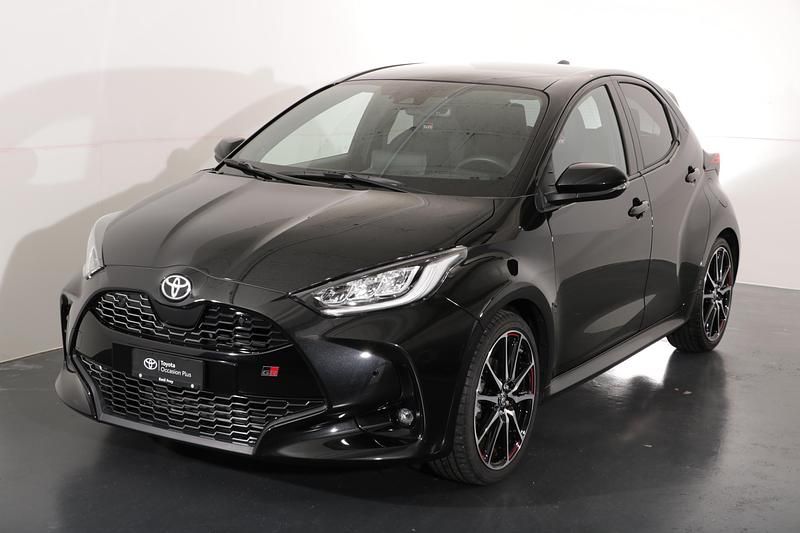 Schwarz Gebraucht 2023 Toyota Yaris Hybrid Sport Limousine | CHF 22’920 (Guter Preis) - Bild 1/4