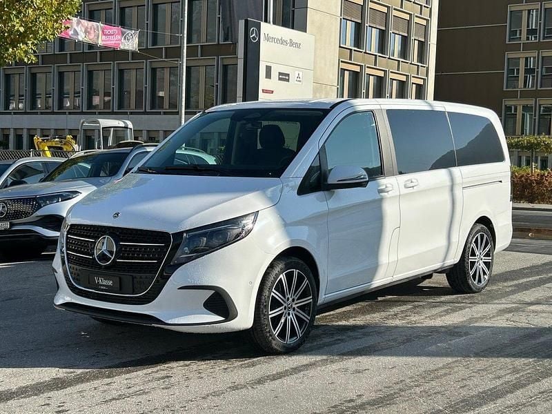 Neu Mercedes V250 190 PS (139 kW) 2025 Van / Kleinbus