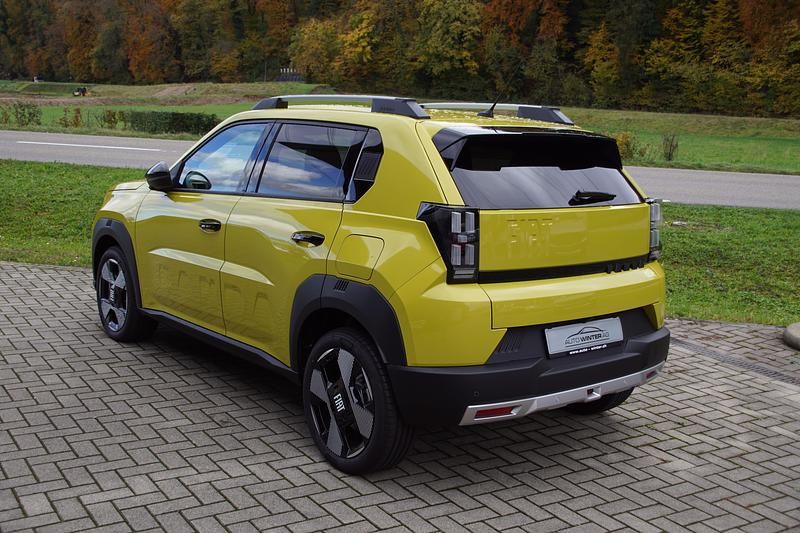 Neu Fiat Grande Panda La Prima 83 kW (113 PS) 2025 Kleinwagen