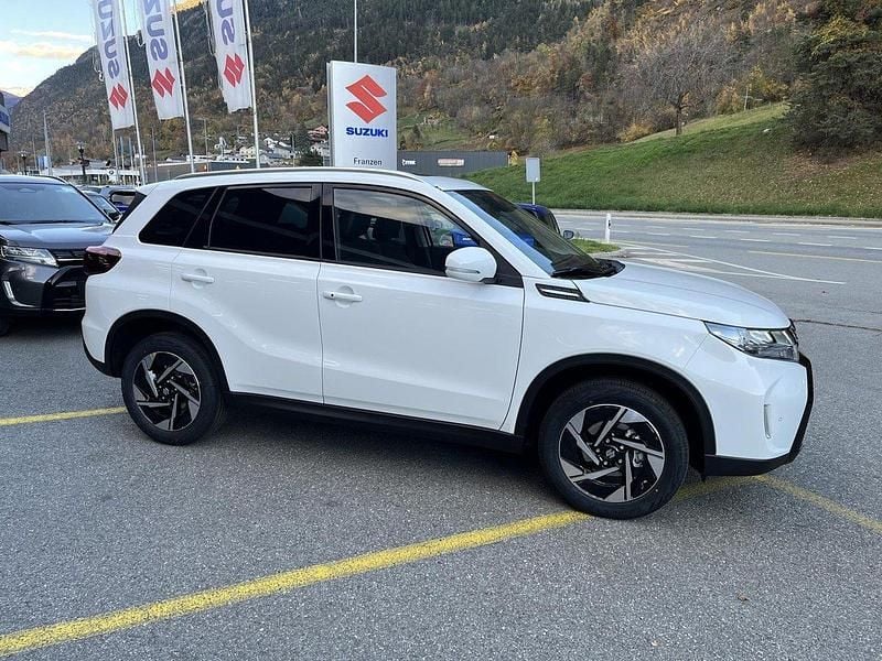 Neu Suzuki Vitara 110 PS (80 kW) 2025 Weiss SUV