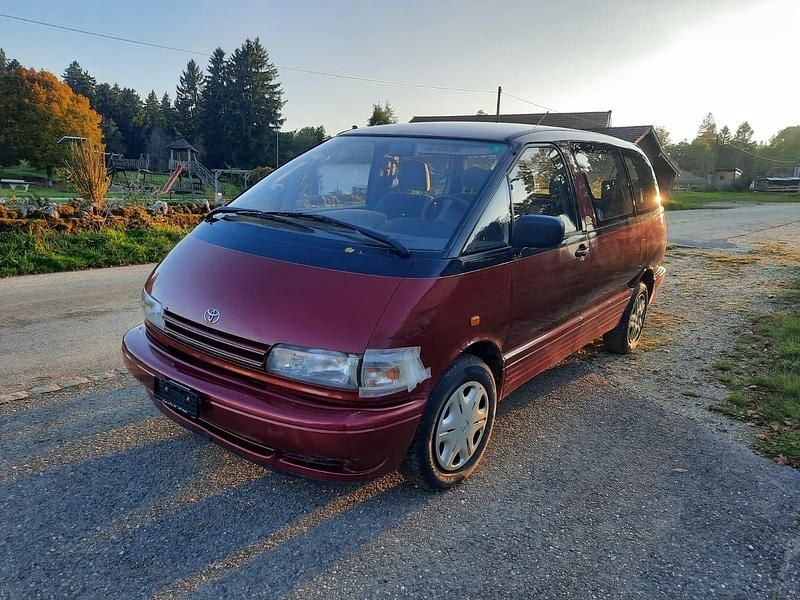 Gebraucht 2000 Toyota Previa Van / Kleinbus | CHF 2’000 (Superpreis) - Bild 1/4