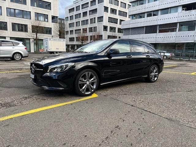 Gebraucht Mercedes CLA200 Shooting Brake Night 136 PS (100 kW) 2017 Kombi
