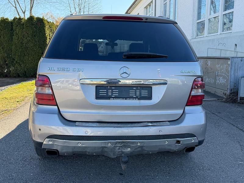 Gebraucht Mercedes ML320 224 PS (164 kW) 2008 SUV
