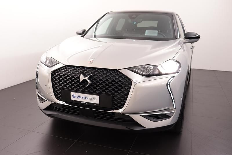 Grau Gebraucht 2023 DS Automobiles DS3 Crossback E-Tense Bastille SUV | CHF 24’530 (Fairer Preis) - Bild 1/4