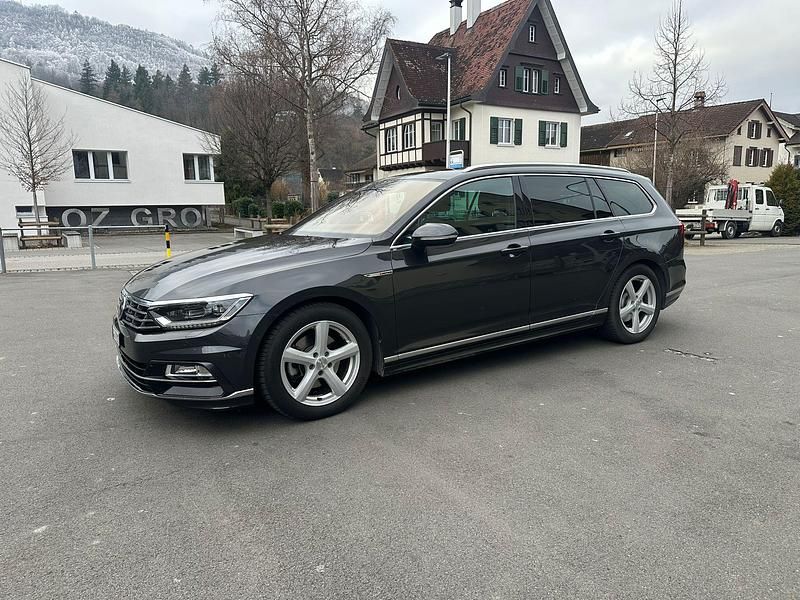 Gebraucht VW Passat Highline 190 PS (139 kW) 2019 Kombi