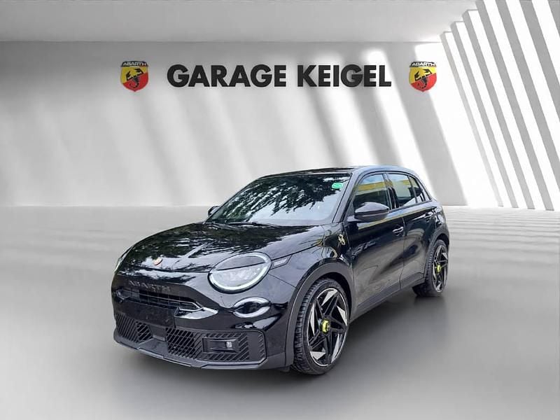 Schwarz Neu 2025 Fiat 600 Abarth SUV | CHF 43’785 (Etwas zu teuer) - Bild 1/4