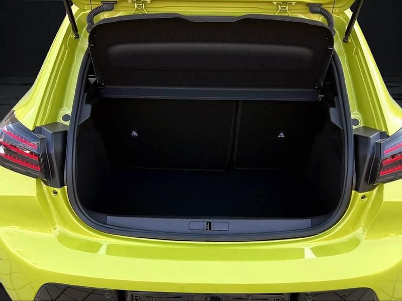 Neu Peugeot 208 GT 100 kW (136 PS) 2025 Gelb Kleinwagen