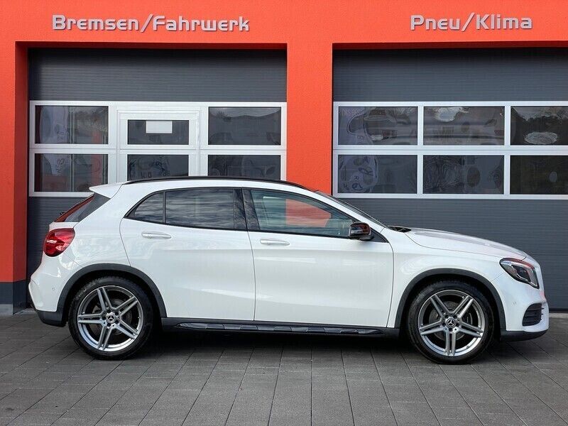 Gebraucht Mercedes GLA220 AMG line 184 PS (135 kW) 2019 SUV