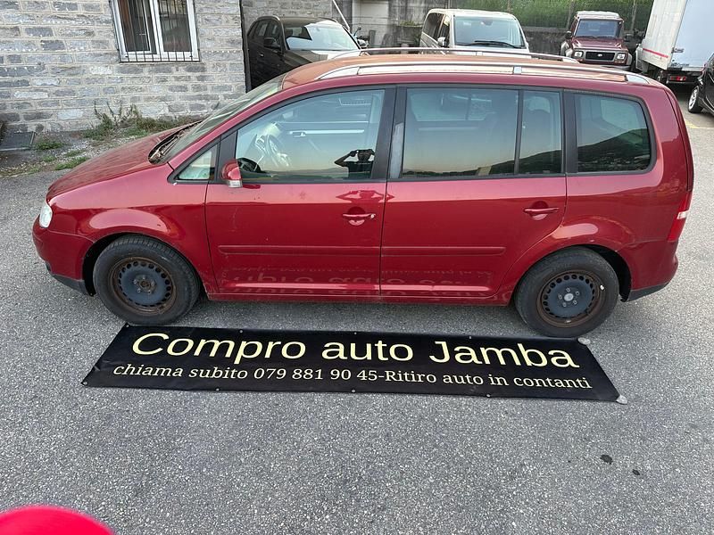 Gebraucht 2005 VW Touran Highline Van / Kleinbus | CHF 950 (Superpreis) - Bild 1/4