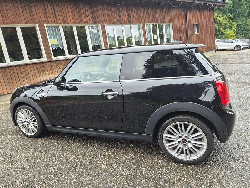 Gebraucht Mini Cooper 136 PS (100 kW) 2018 Kleinwagen