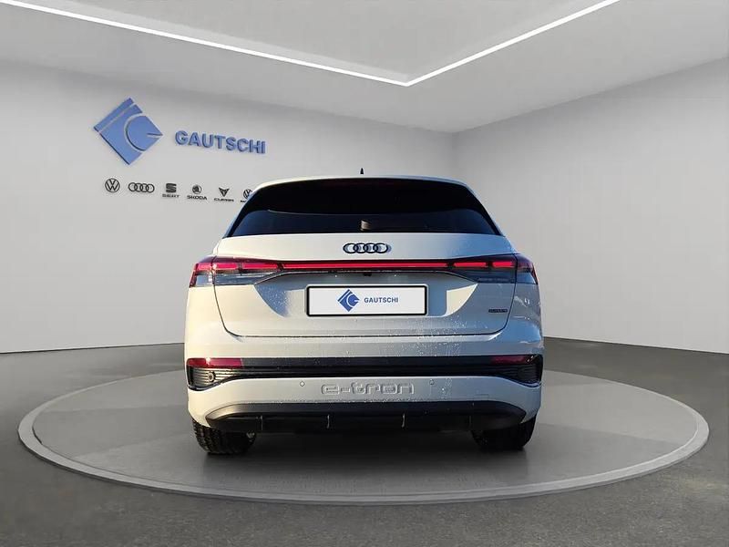 Neu Audi Q4 e-tron 210 kW (286 PS) 2026 Weiss SUV
