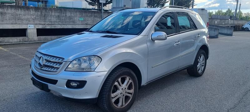 Gebraucht Mercedes ML350 272 PS (200 kW) 2007 SUV
