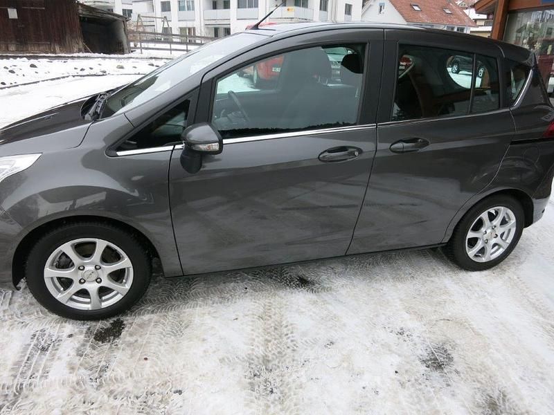Gebraucht Ford B-MAX Titanium 125 PS (91 kW) 2015 Van / Kleinbus