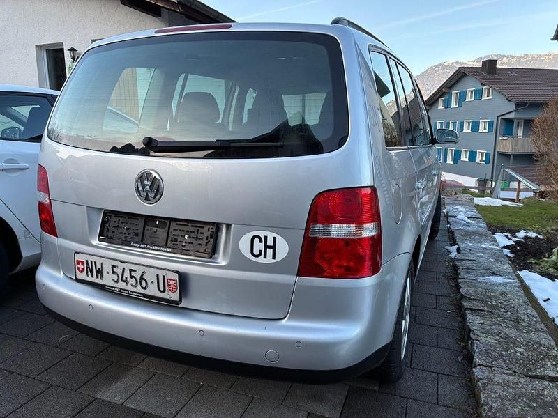 Gebraucht VW Touran Trendline 140 PS (102 kW) 2006 Van / Kleinbus