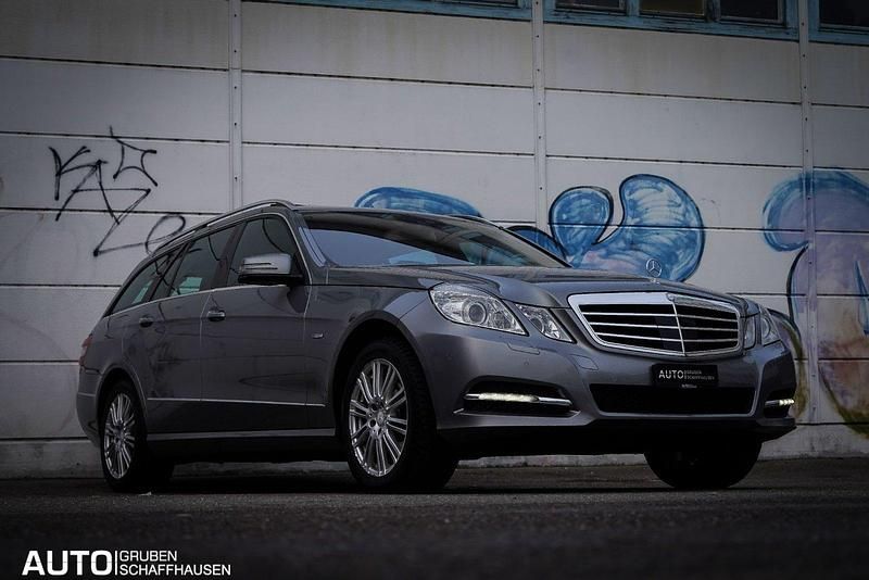 Gebraucht Mercedes E350 Avantgarde 265 PS (194 kW) 2010 Kombi