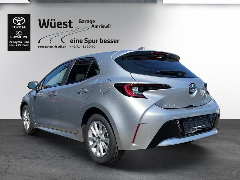 Gebraucht Toyota Corolla Comfort 140 PS (102 kW) 2023 Silber Limousine