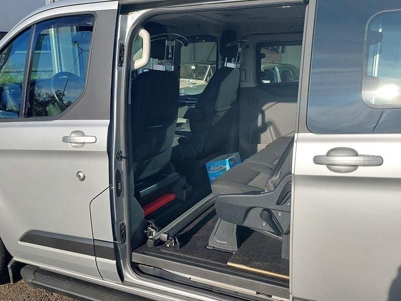 Gebraucht Ford Tourneo Titanium 130 PS (95 kW) 2021