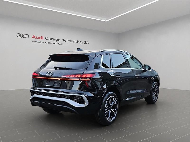 Neu Audi Q3 Advanced 150 PS (110 kW) 2025 SUV