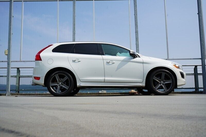 Gebraucht 2010 Volvo XC60 R-Design Summum SUV | CHF 18’999 - Bild 1/4