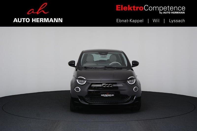 Gebraucht Fiat 500e La Prima 87 kW (119 PS) 2024 Kleinwagen