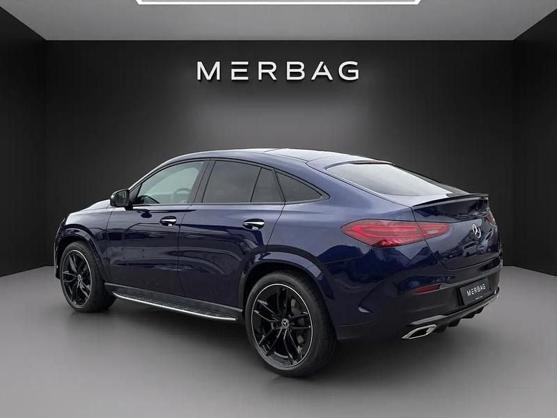 Neu Mercedes GLE300 269 PS (197 kW) 2025 Blau Coupé