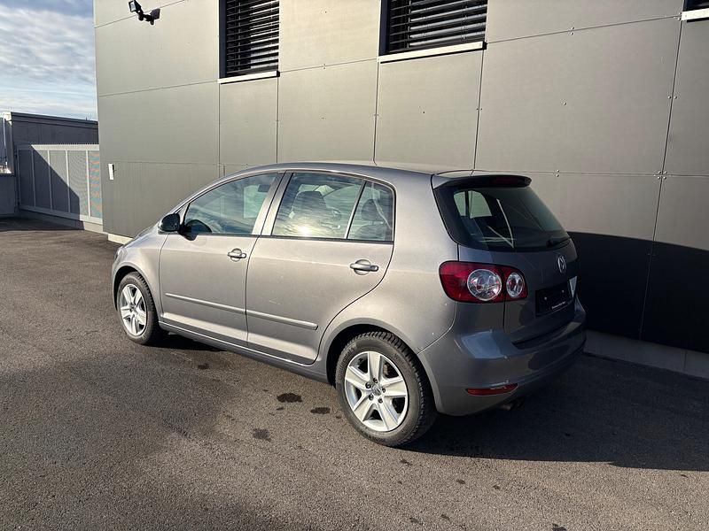 Gebraucht VW Golf Plus Cross Comfortline 122 PS (89 kW) 2010 Van / Kleinbus