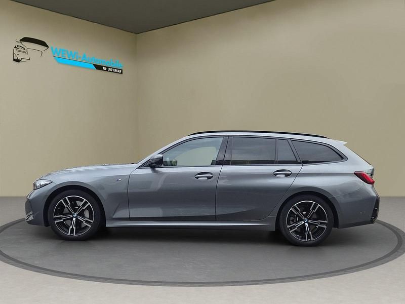 Gebraucht BMW 330 M Sport 245 PS (180 kW) 2025 Grau Kombi