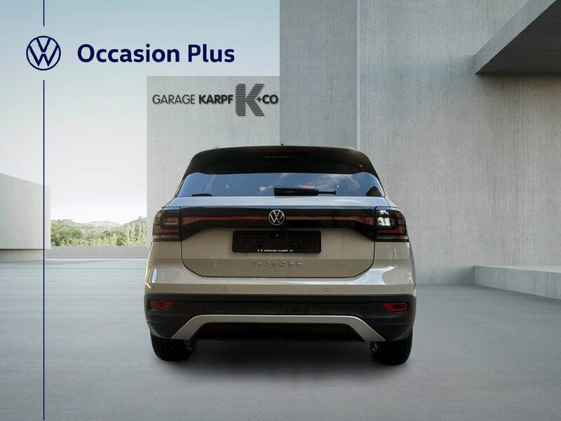 Gebraucht VW T-Cross Life 110 PS (80 kW) 2023 Grau SUV