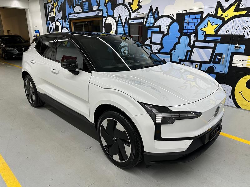 Neu 2025 Volvo EX30 Plus SUV | CHF 37’200 - Bild 1/4