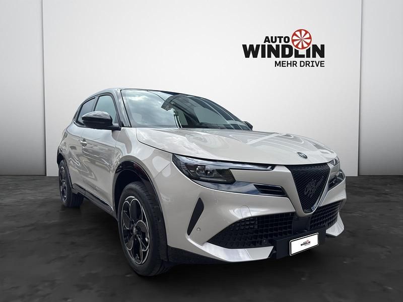 Neu 2025 Alfa Romeo Junior SUV | CHF 36’590 (Fairer Preis) - Bild 1/4