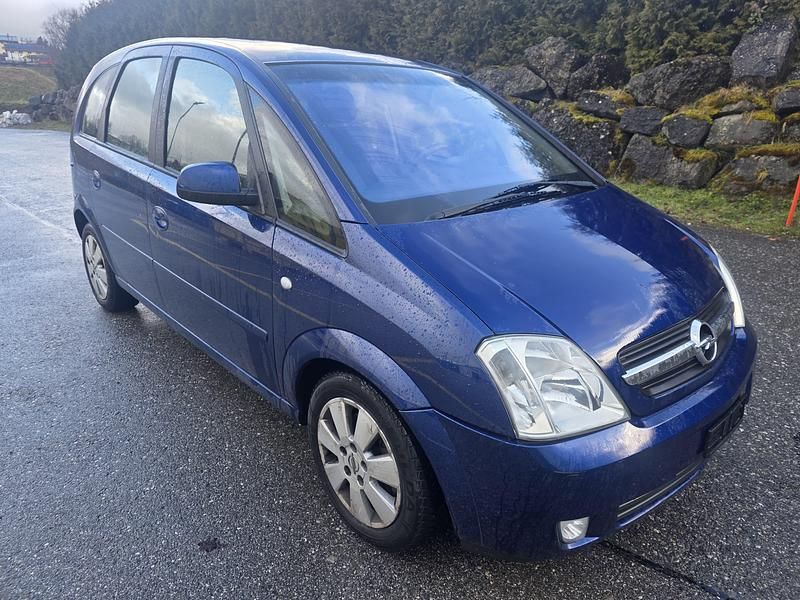 Gebraucht Opel Meriva Essentia 100 PS (73 kW) 2003 Van / Kleinbus