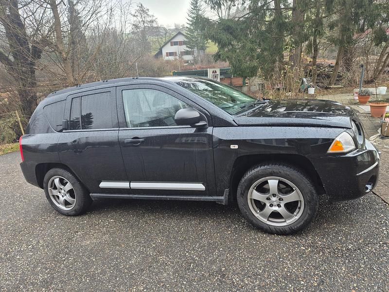 Gebraucht Jeep Compass Limited 140 PS (102 kW) 2009 SUV