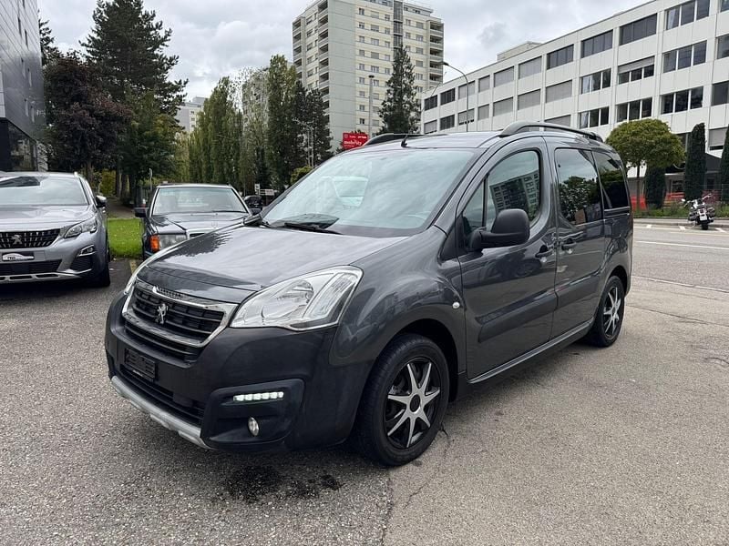 Gebraucht 2017 Peugeot Partner Active Van / Kleinbus | CHF 7’600 (Etwas zu teuer) - Bild 1/4