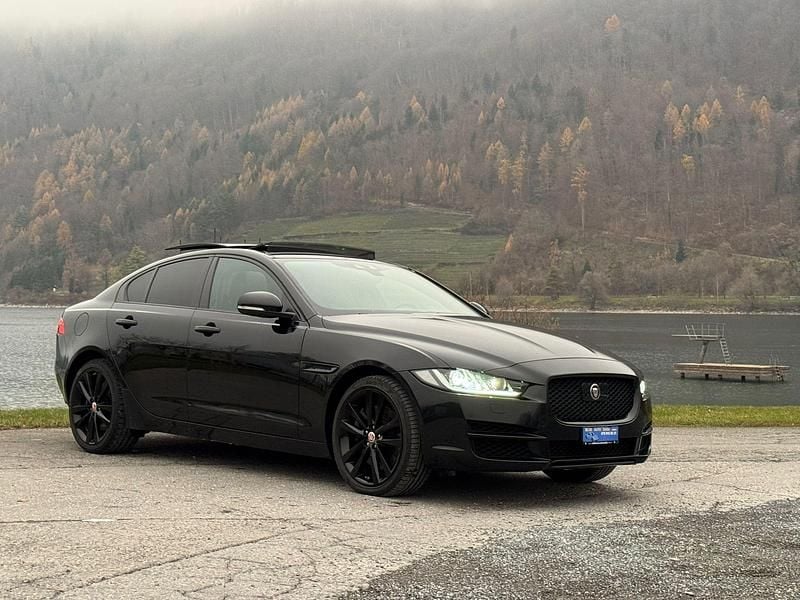 Gebraucht Jaguar XE Prestige 300 PS (220 kW) 2019 Limousine