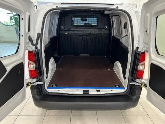 Gebraucht Opel Combo 110 PS (80 kW) 2024 Weiss Van / Kleinbus
