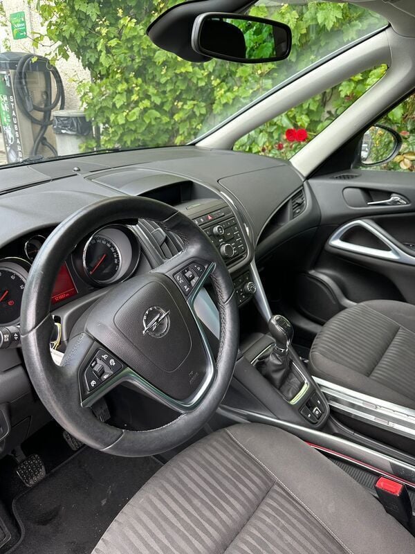 Gebraucht Opel Zafira Tourer 130 PS (95 kW) 2013 Van / Kleinbus