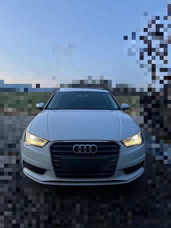 Gebraucht Audi A3 Ambiente 140 PS (102 kW) 2014 Limousine