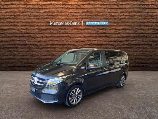 Grau Gebraucht 2020 Mercedes V300 Avantgarde Van / Kleinbus | CHF 49’800 (Etwas zu teuer) - Bild 1/4