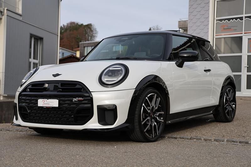 Gebraucht Mini John Cooper Works 204 PS (150 kW) 2024 Kleinwagen