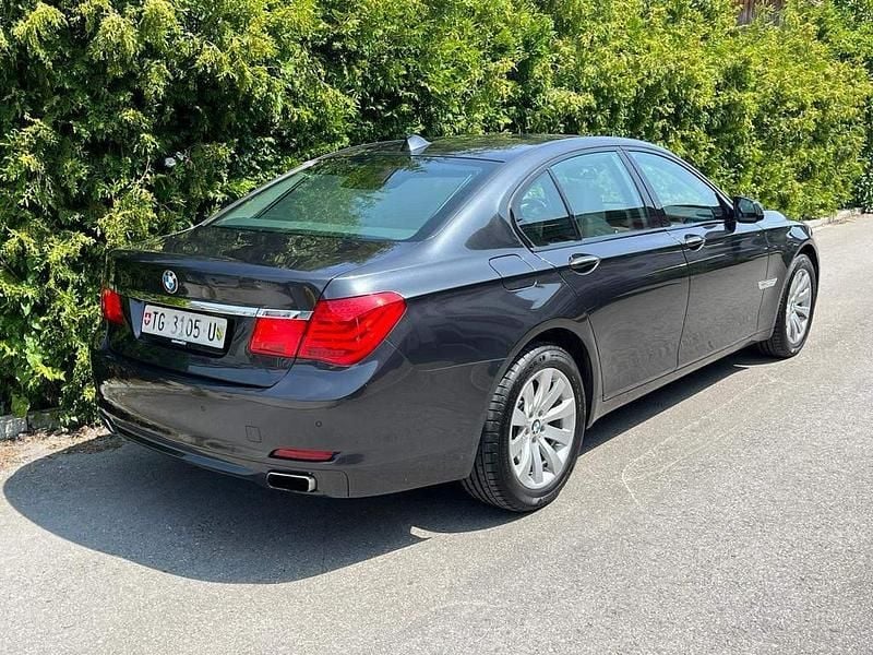 Gebraucht BMW 750 Comfort Edition 408 PS (300 kW) 2011 Limousine