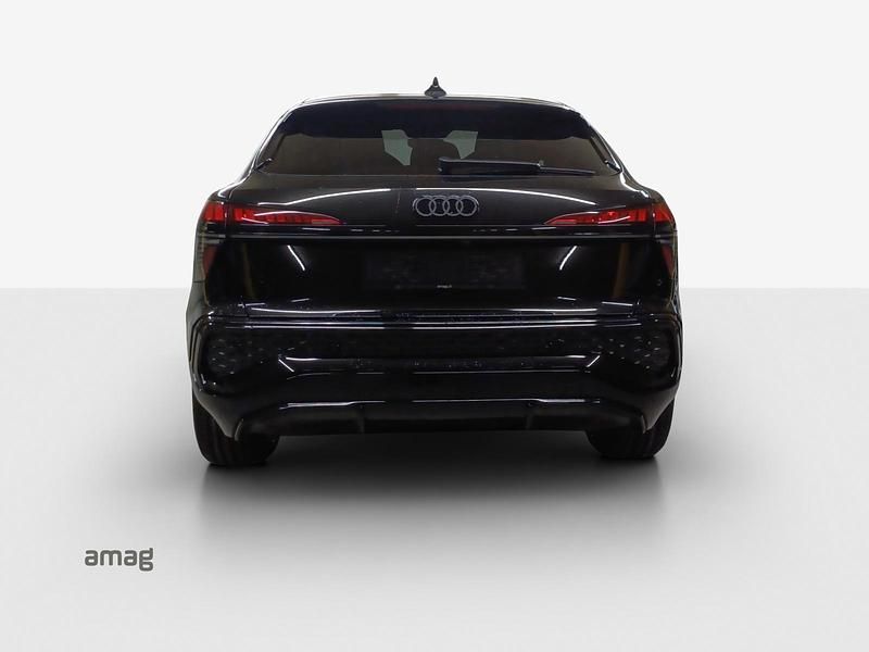 Gebraucht Audi Q3 Sportback S-Line 150 PS (110 kW) 2025 SUV