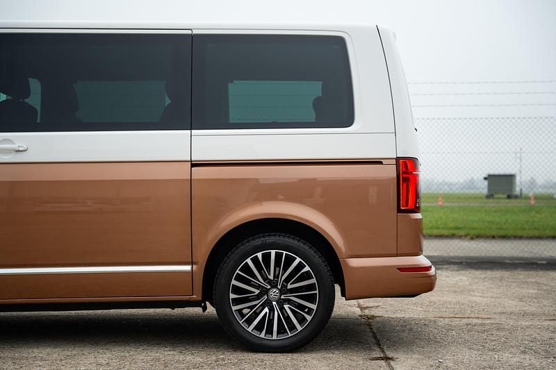 Gebraucht VW Multivan Generation Six 204 PS (150 kW) 2021 Van