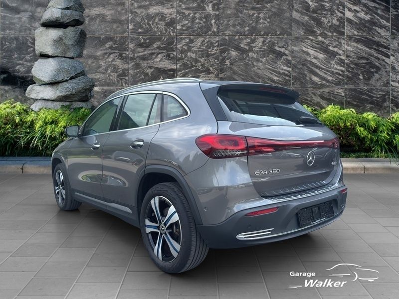 Gebraucht Mercedes EQA350 214 kW (292 PS) 2022 SUV